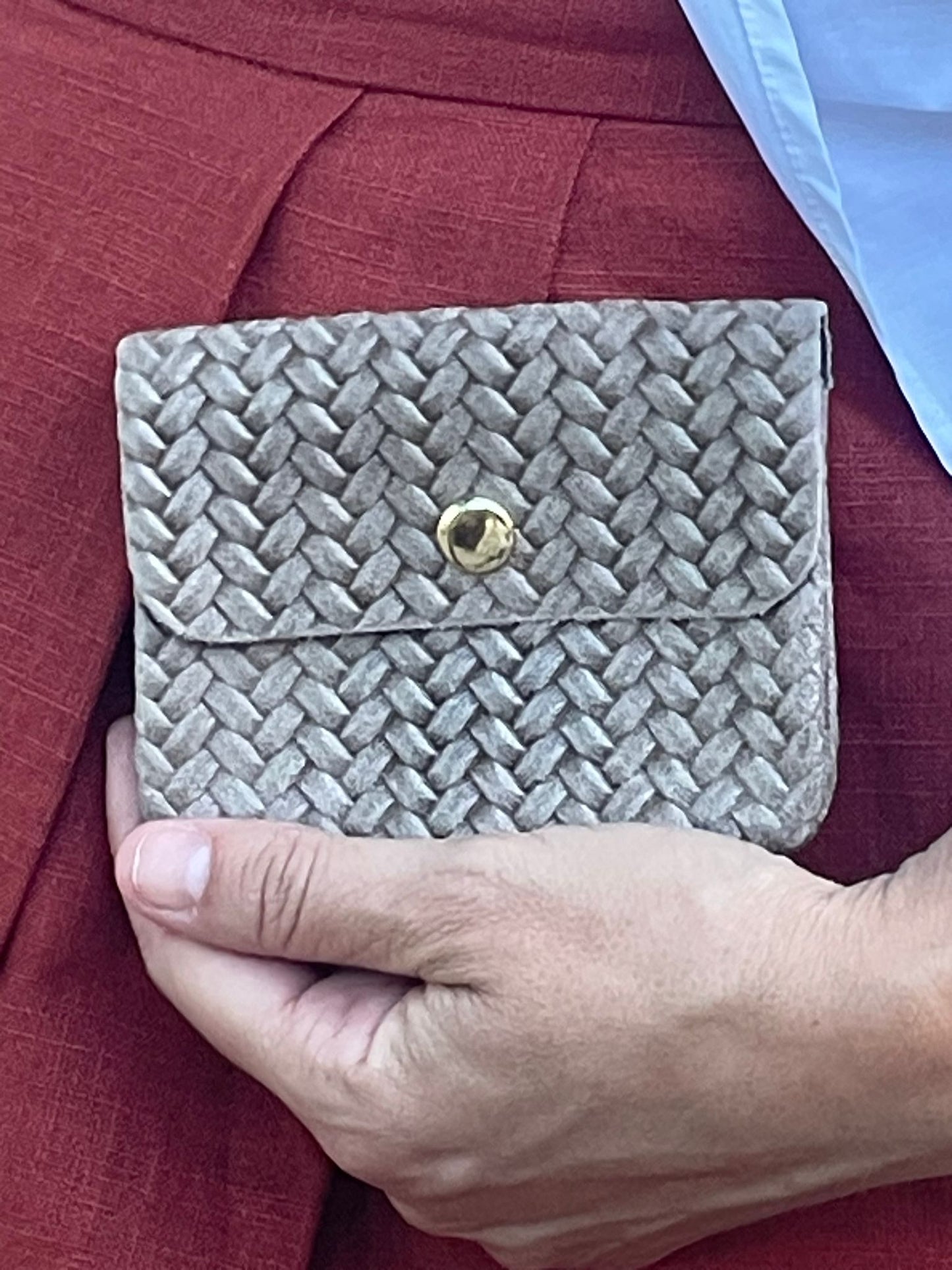 Monedero de piel trenzada pequeño